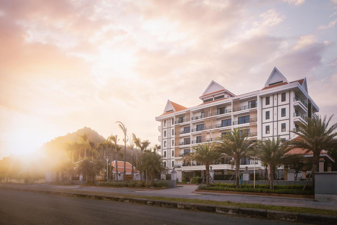 Vakara Hotel ケップ エクステリア 写真