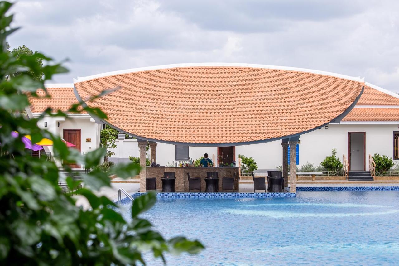 Vakara Hotel ケップ エクステリア 写真
